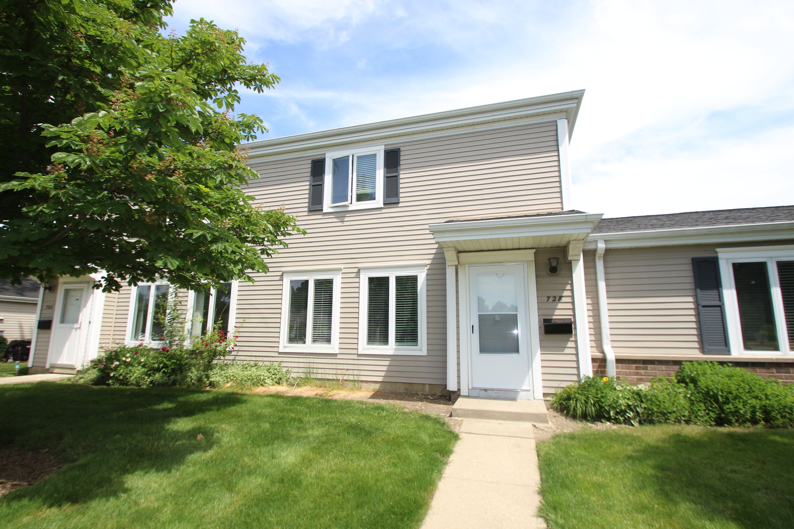 728 East Old Willow Road, Unit 104B Prospect Heights, IL 60070 - Photo 1 of 1