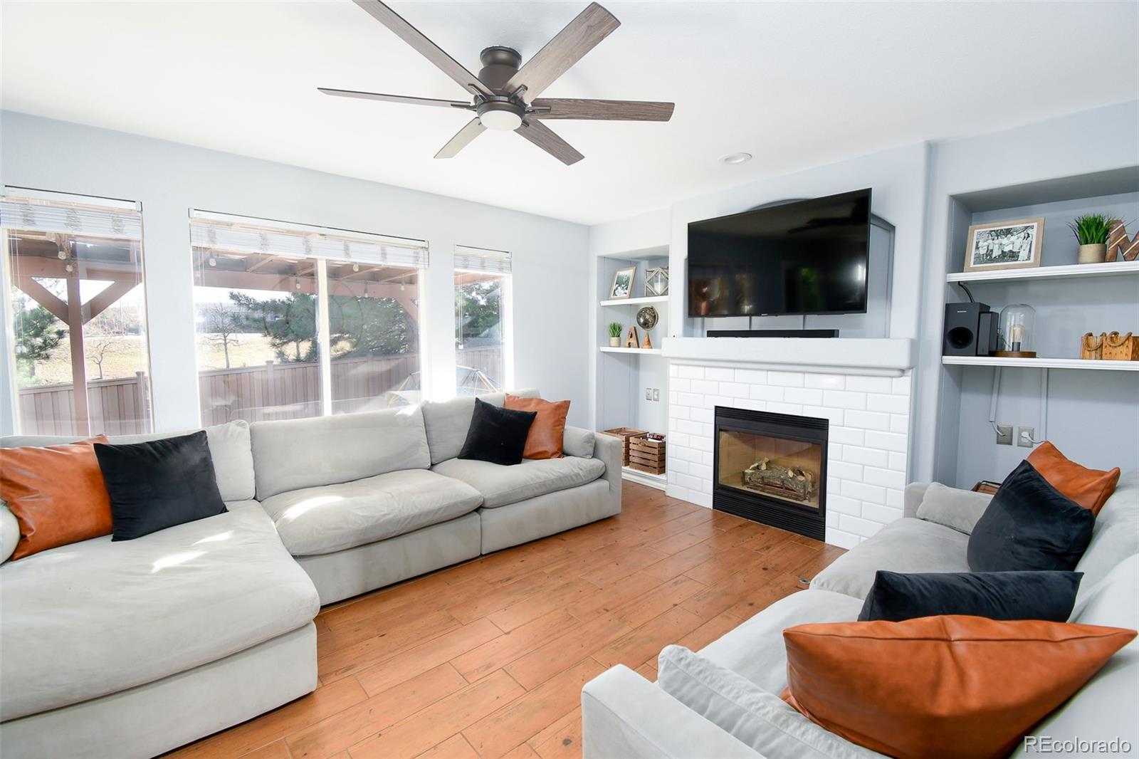 2146 Castle Ridge Way Highlands Ranch, CO 80129 - Photo 9 of 29