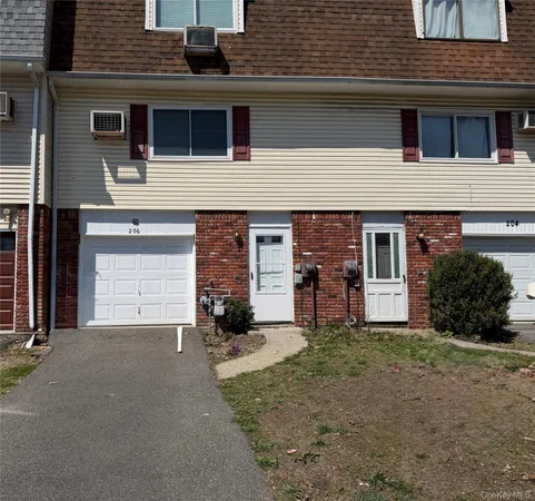 $329,900 | 206 Chrystal Drive, Maybrook, NY 12543