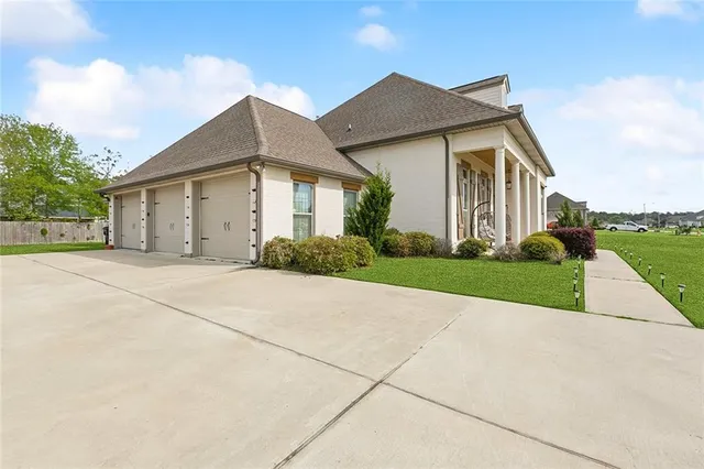 $575,000 | 531 North Caleb Drive, Slidell, LA 70461