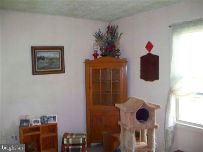 2 Research Road, Unit 2G Greenbelt, MD 20770 - Photo 4 of 9 Living Room
