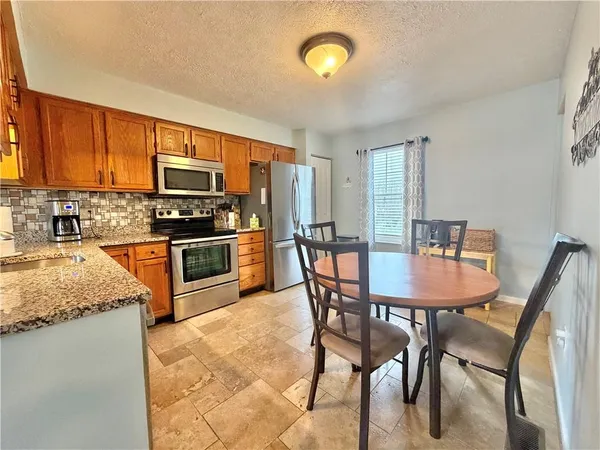 $250,000 | 213 Manor View Drive, Manor, PA 15665