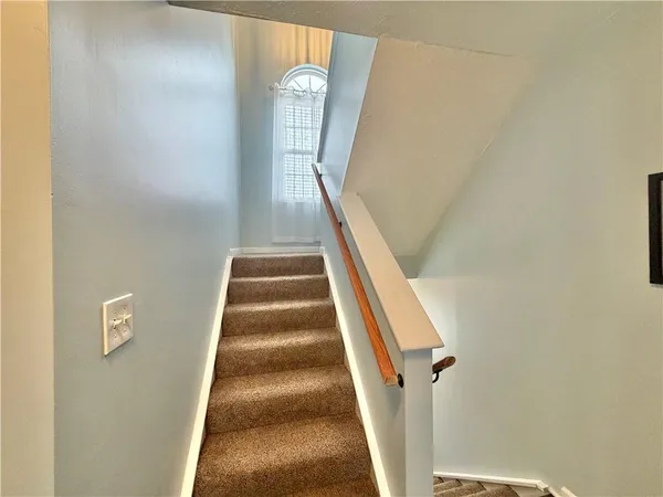 $250,000 | 213 Manor View Drive, Manor, PA 15665