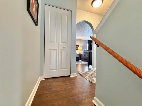$250,000 | 213 Manor View Drive, Manor, PA 15665