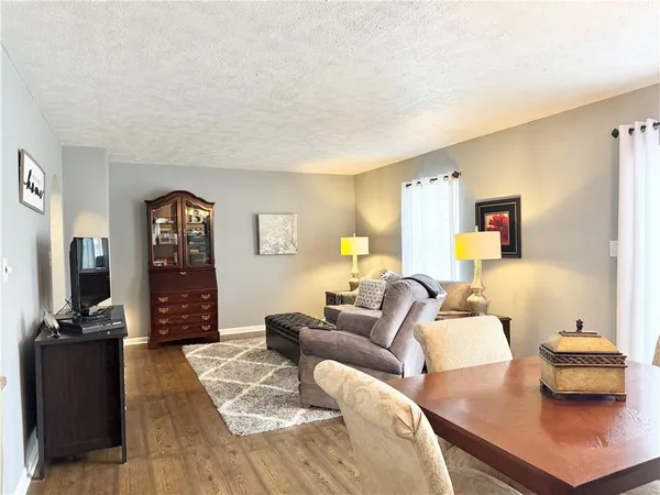 $250,000 | 213 Manor View Drive, Manor, PA 15665