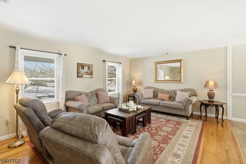 46 Arthur Road Hillsborough, NJ 08844 - Photo 11 of 38