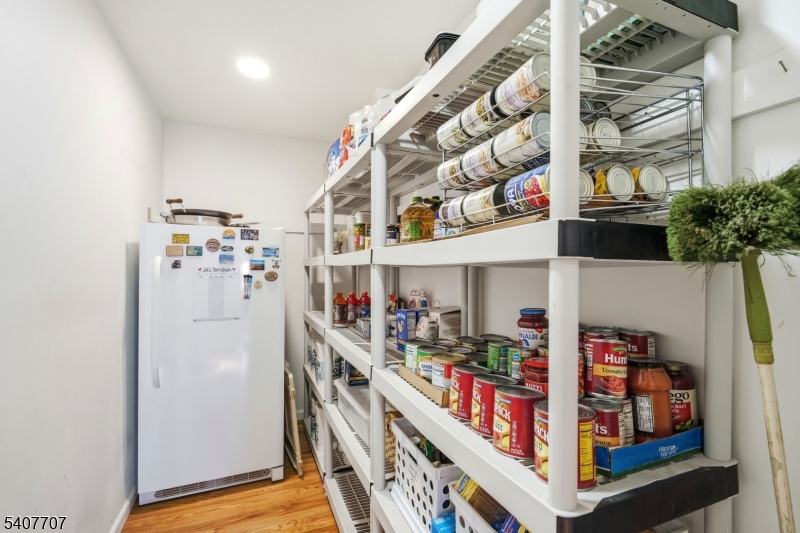 46 Arthur Road Hillsborough, NJ 08844 - Photo 16 of 38