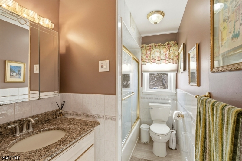 46 Arthur Road Hillsborough, NJ 08844 - Photo 17 of 38