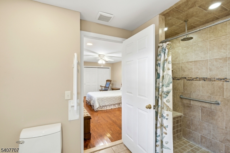 46 Arthur Road Hillsborough, NJ 08844 - Photo 32 of 38