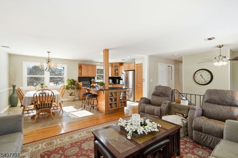 46 Arthur Road Hillsborough, NJ 08844 - Photo 10 of 38