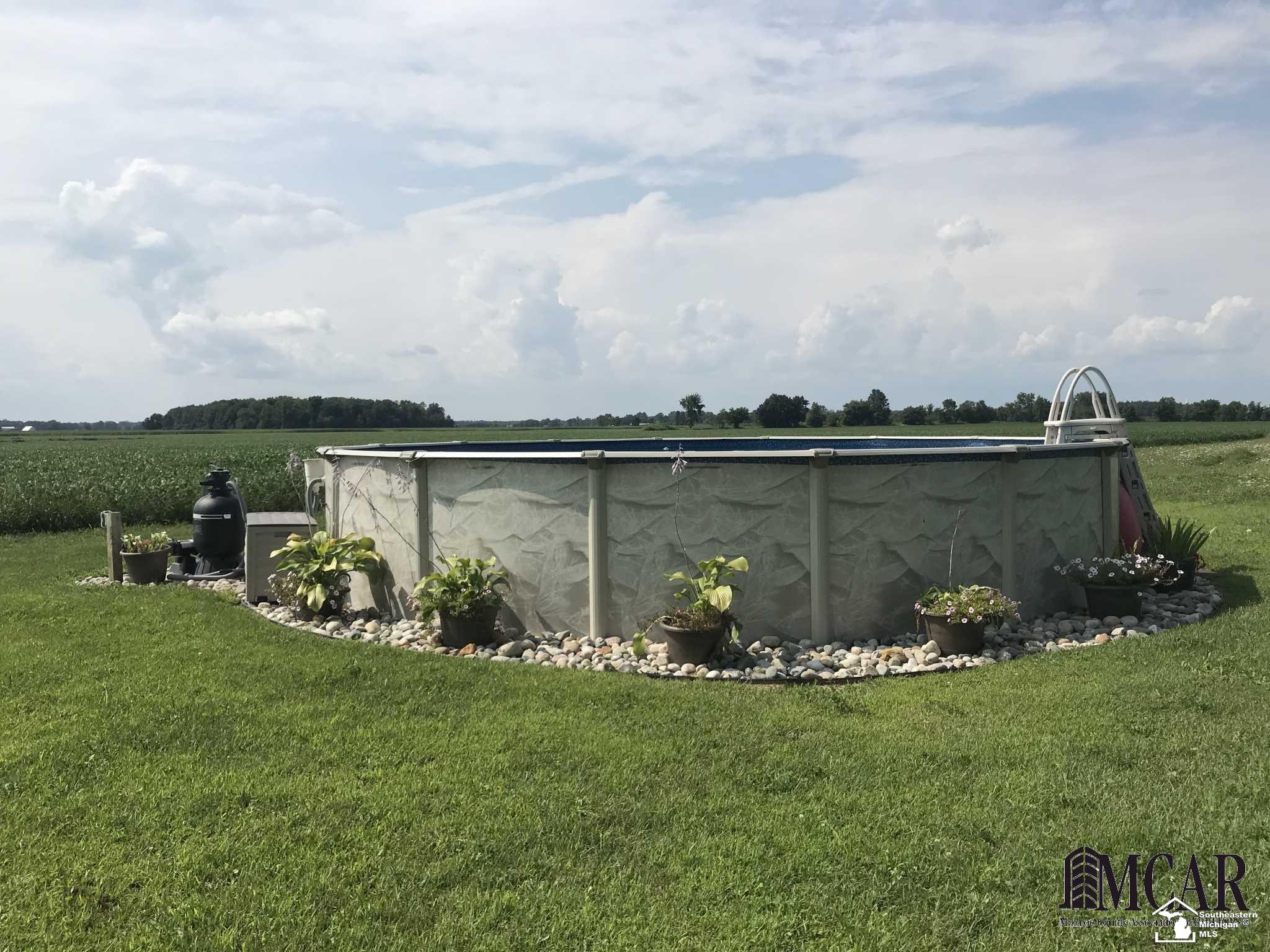 8930 Ostrander Road Maybee, MI 48159 - Photo 7 of 44 21493364-6.JPG