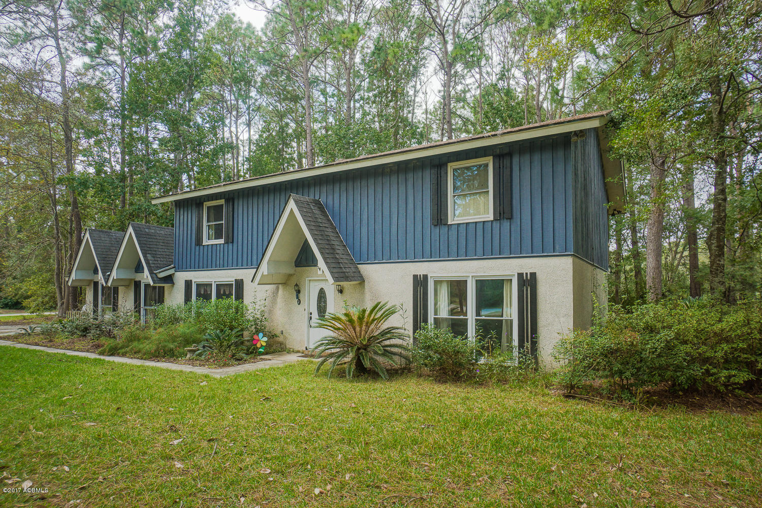 2 Rivers Court Beaufort, SC 29907 - Photo 4 of 43 2 Rivers Court