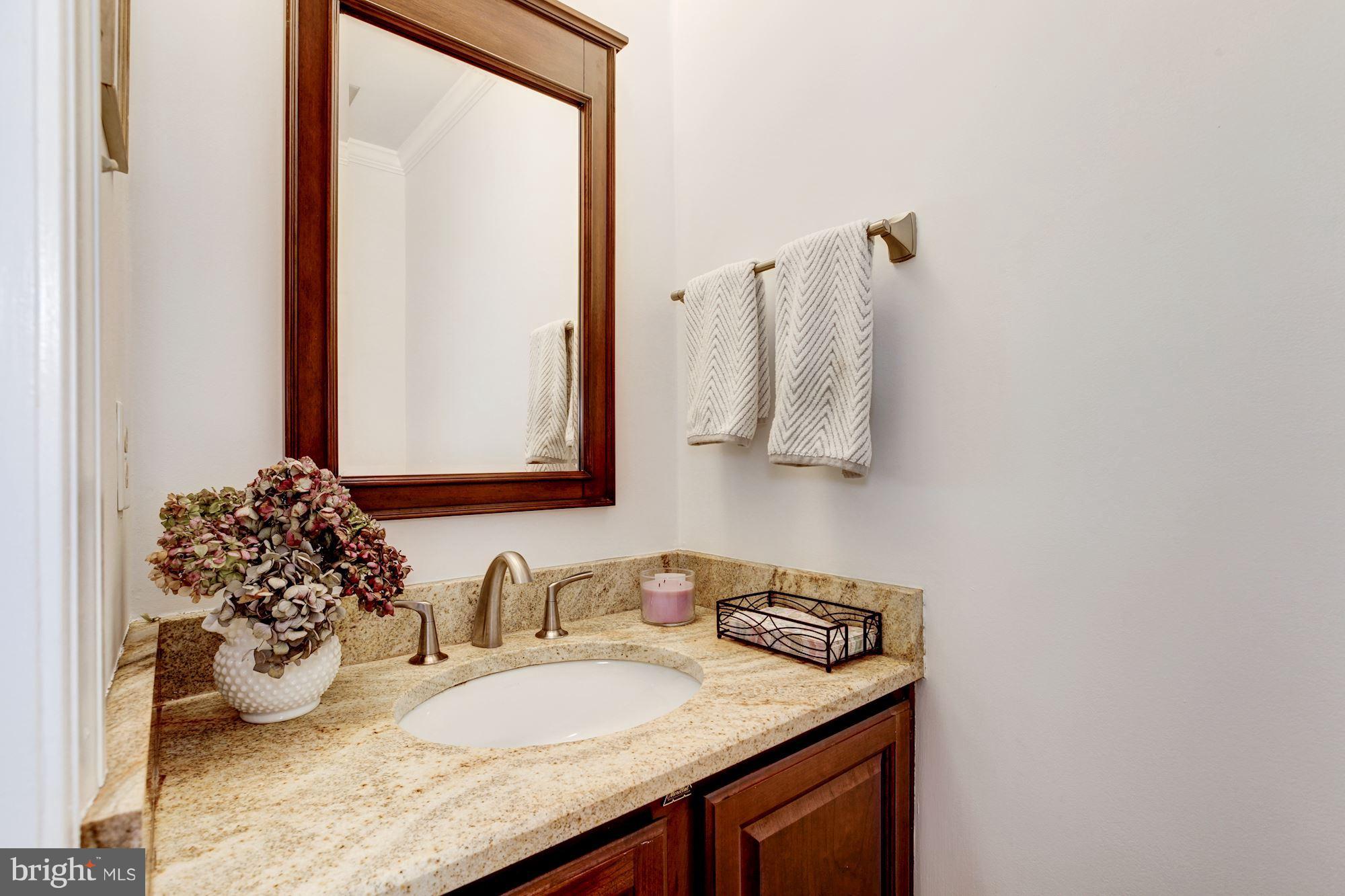8 Treworthy Road Gaithersburg, MD 20878 - Photo 17 of 30 Bath