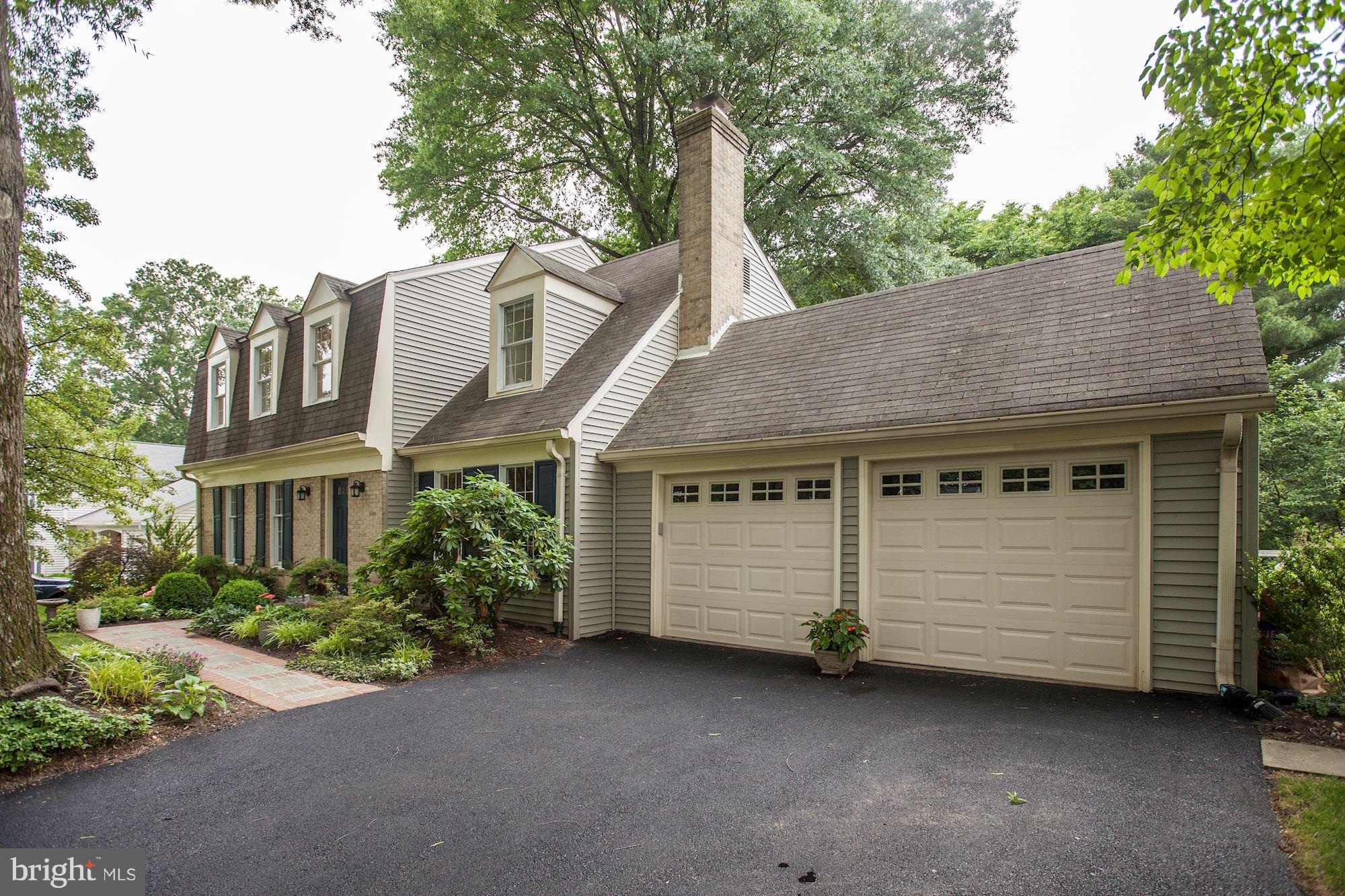 8 Treworthy Road Gaithersburg, MD 20878 - Photo 3 of 30 Exterior (Front)