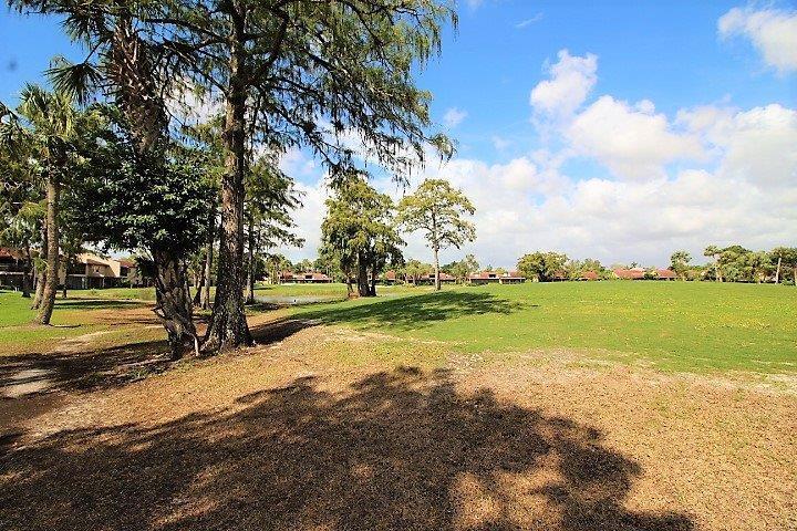 8409 Casa Del Lago, Unit B Boca Raton, FL 33433 - Photo 2 of 15 Golf view