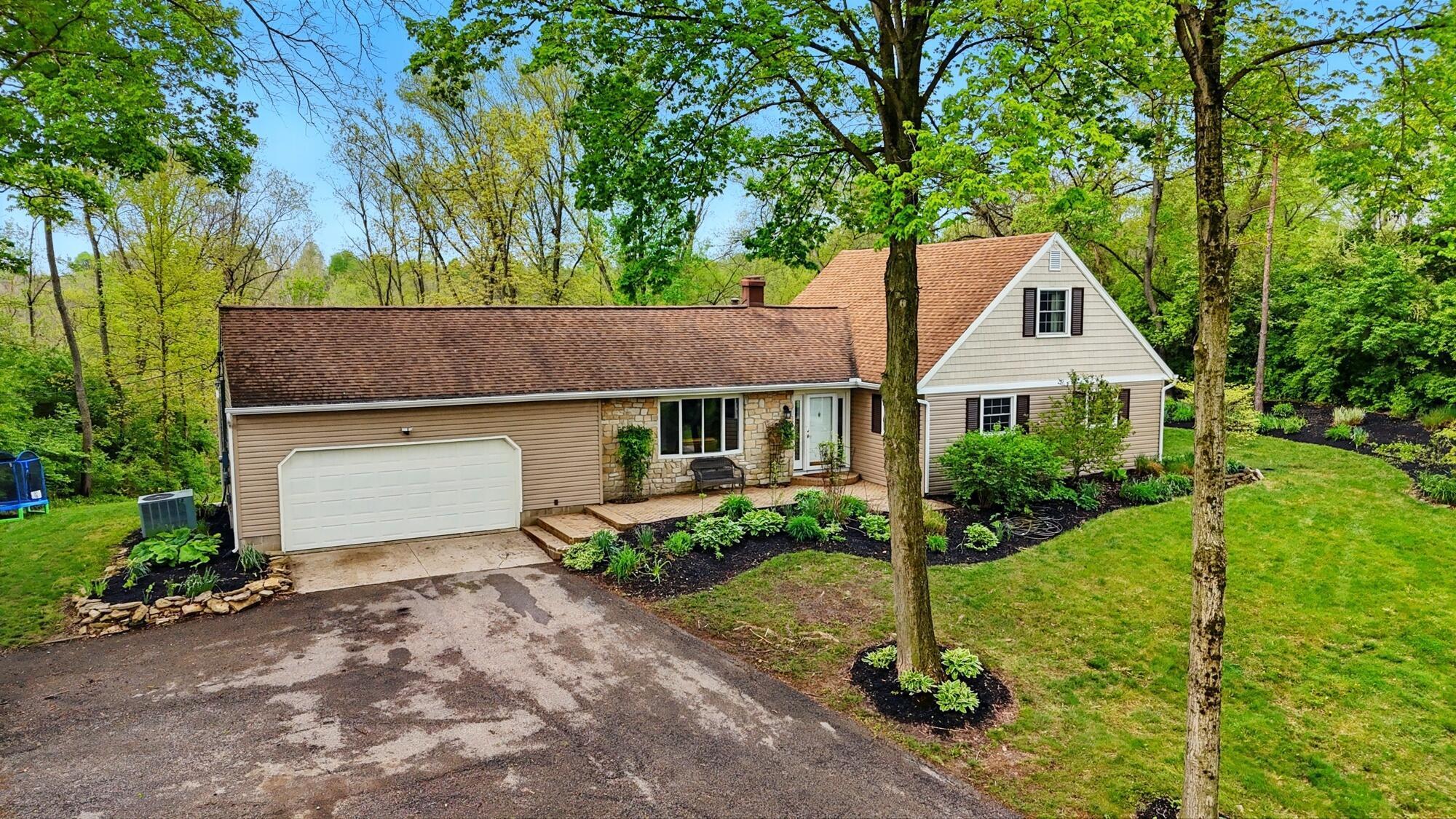 3877 St Paris Pike Springfield, OH 45504 - Photo 2 of 59 001