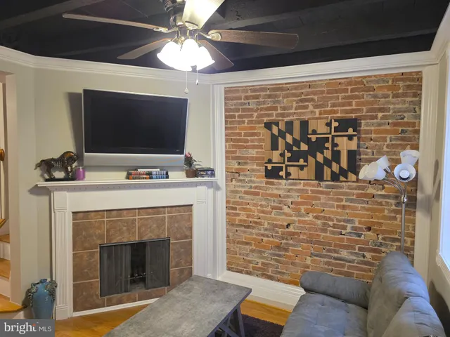 $329,900 | 628 Warner Street, Baltimore, MD 21230