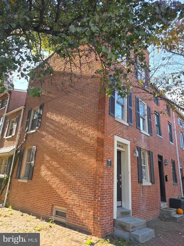 $329,900 | 628 Warner Street, Baltimore, MD 21230