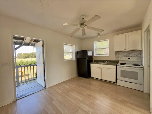 $1,150 | 12844 Florida Avenue, Unit 12844, Astatula, FL 34705