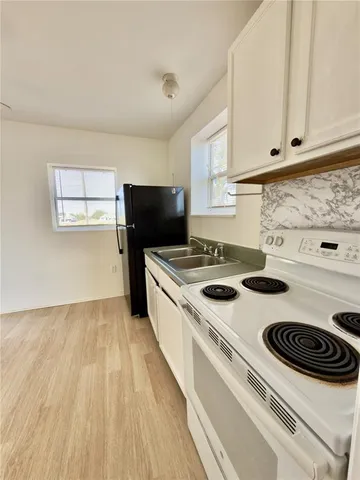 $1,150 | 12844 Florida Avenue, Unit 12844, Astatula, FL 34705