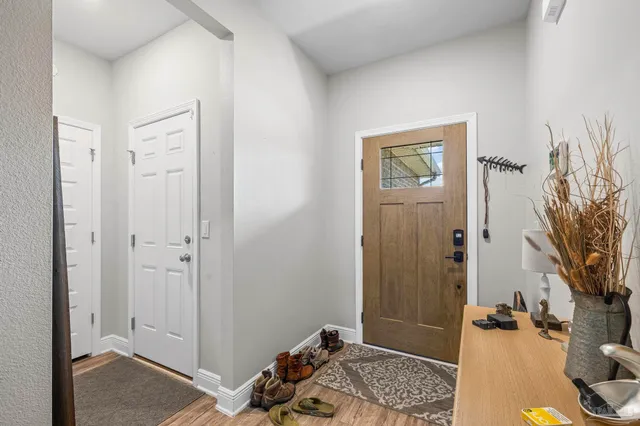 a picture of a bench in front of a building