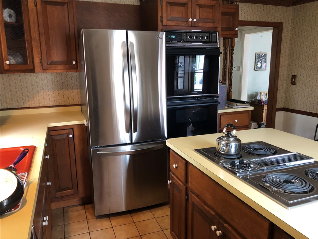 120 Beech Street Woonsocket, RI 02895 - Photo 4 of 37 Gallery Image 4