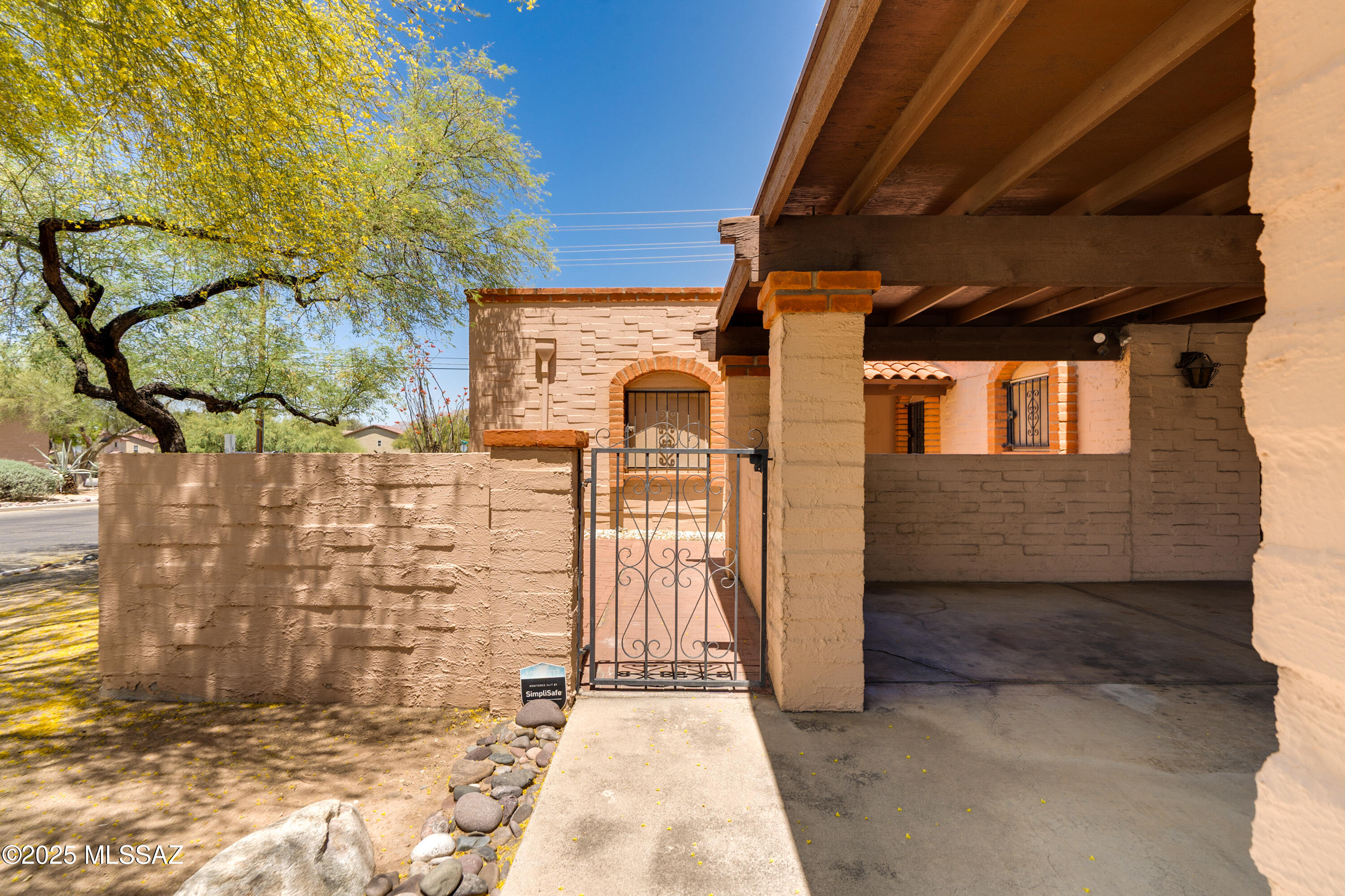 4239 East Allison Road Tucson, AZ 85712 - Photo 4 of 50 Gallery Image 4