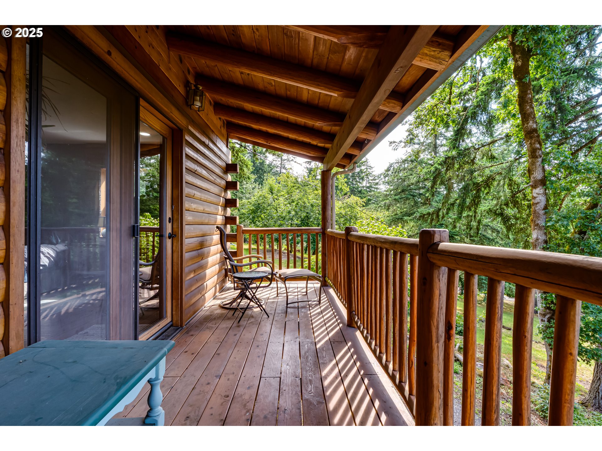 86561 R.R. Baker Road Springfield, OR 97478 - Photo 31 of 47 a view of balcony with wooden floor