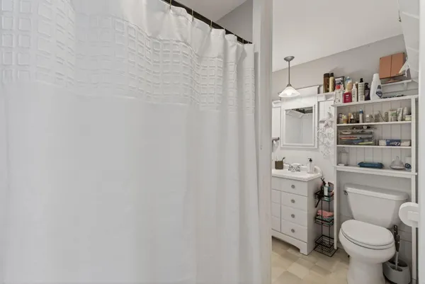 $589,000 | 325 Pope Road, Windham, ME 04062