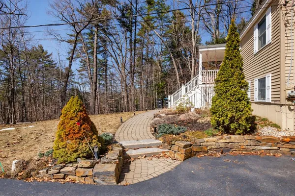 $589,000 | 325 Pope Road, Windham, ME 04062