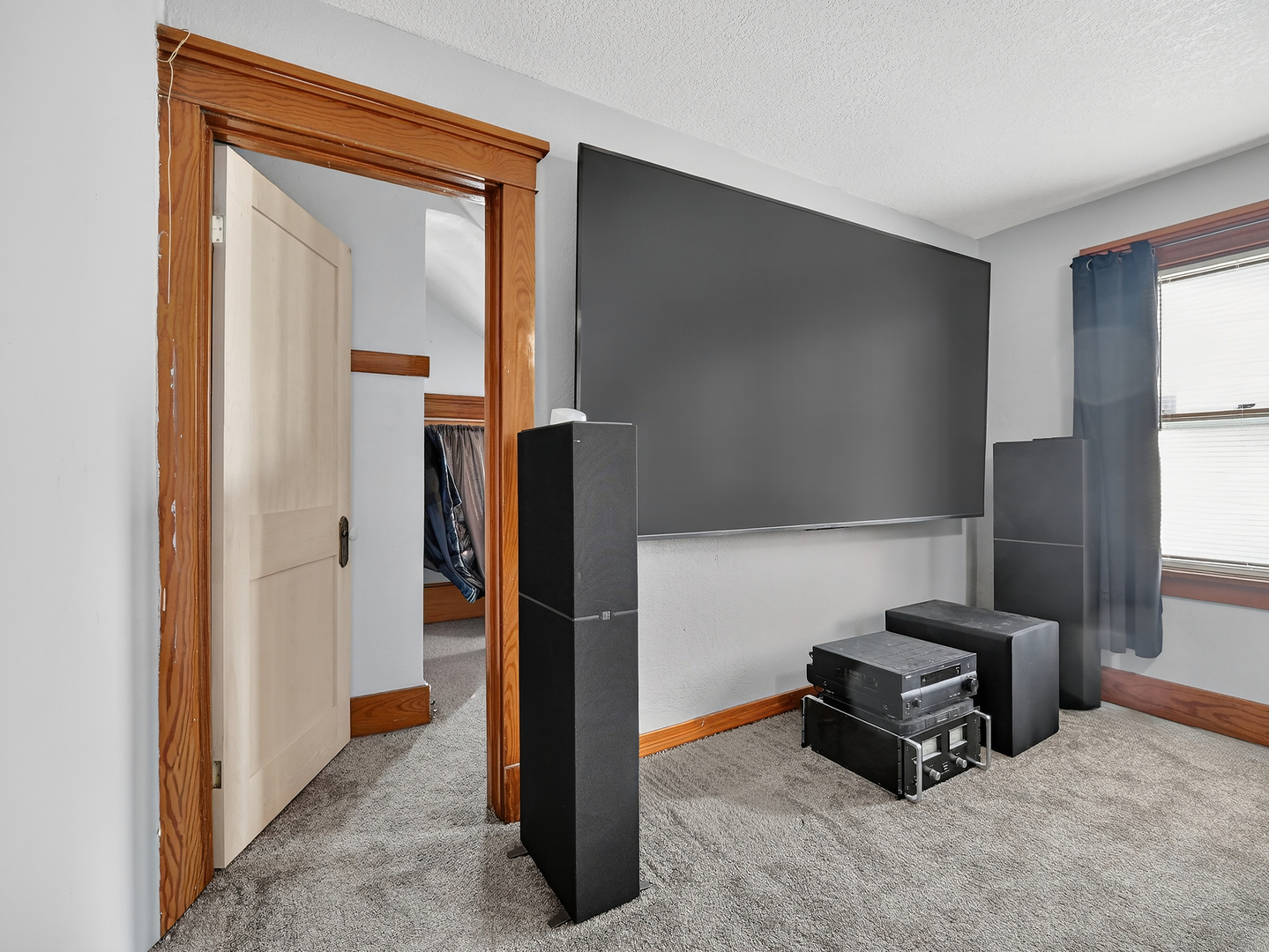 218 Lincoln Highway Dixon, IL 61021 - Photo 17 of 34