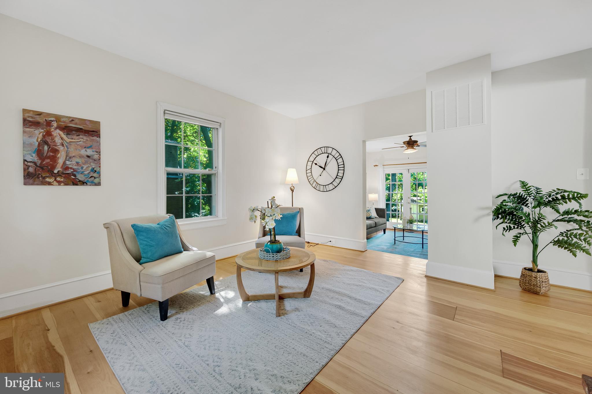 2418 Forest Glen Road Silver Spring, MD 20910 - Photo 2 of 23