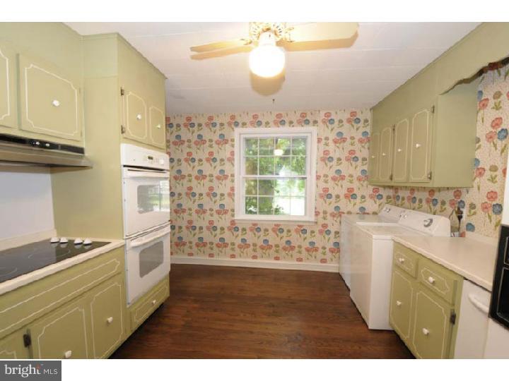226 Wentworth Road Wayne, PA 19087 - Photo 11 of 25