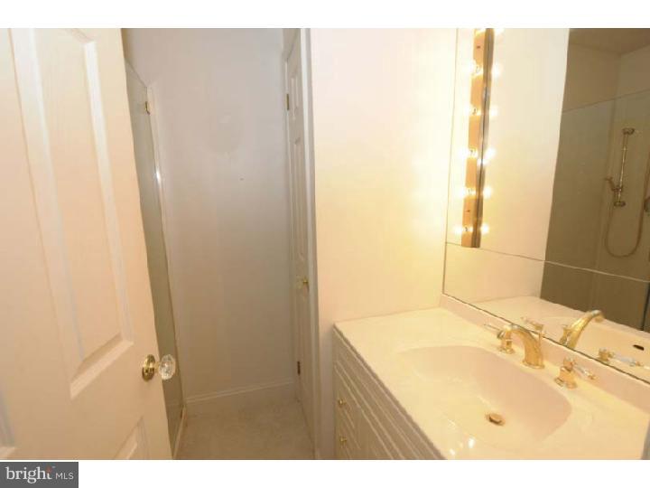 226 Wentworth Road Wayne, PA 19087 - Photo 14 of 25