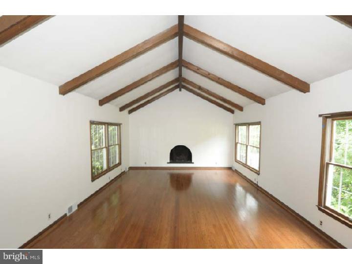 226 Wentworth Road Wayne, PA 19087 - Photo 6 of 25
