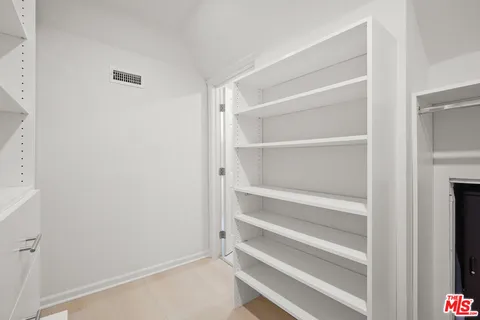 $3,195,000 | 617 Westmount Drive, West Hollywood, CA 90069