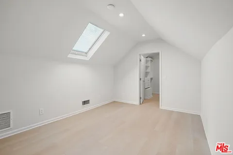 $3,195,000 | 617 Westmount Drive, West Hollywood, CA 90069