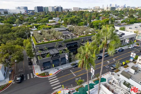 $3,195,000 | 617 Westmount Drive, West Hollywood, CA 90069