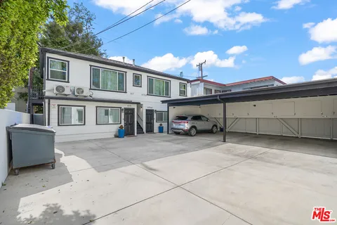 $3,195,000 | 617 Westmount Drive, West Hollywood, CA 90069