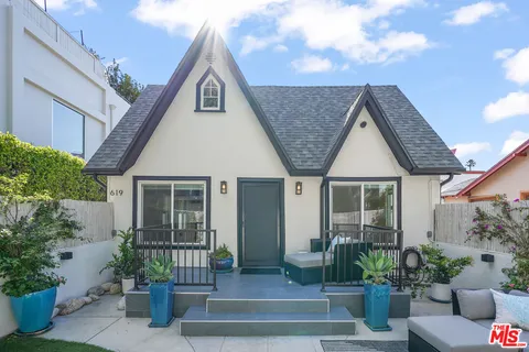 $3,195,000 | 617 Westmount Drive, West Hollywood, CA 90069