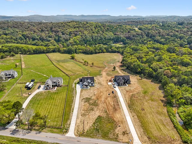 $1,245,777 | 4088 Chicken Road, Lebanon, TN 37090