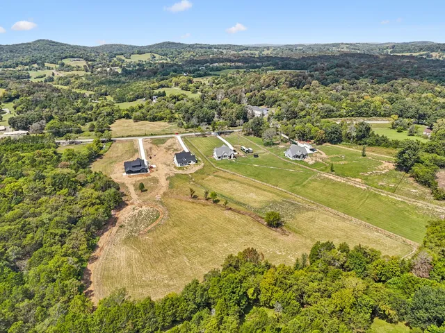 $1,245,777 | 4088 Chicken Road, Lebanon, TN 37090