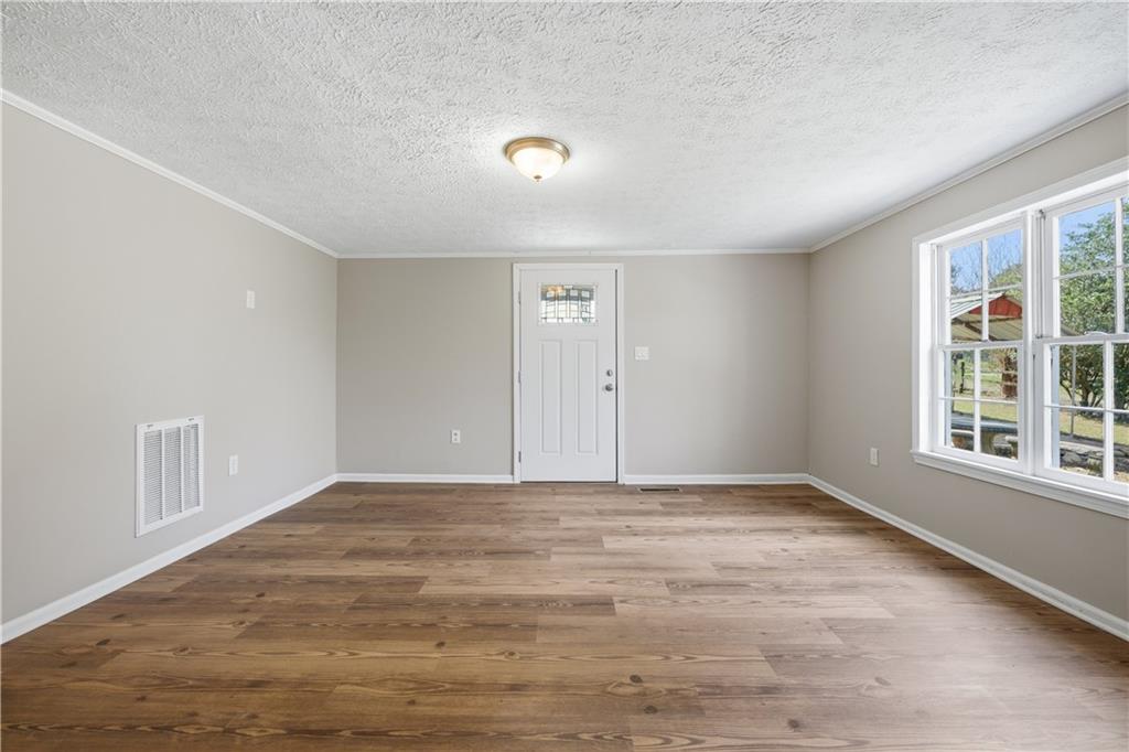 2656 Jackson Trail Road Jefferson, GA 30549 - Photo 4 of 25