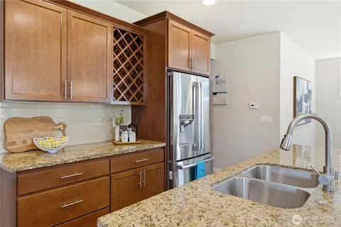 $1,395,000 | 16005 74th Avenue Northeast, Kenmore, WA 98028