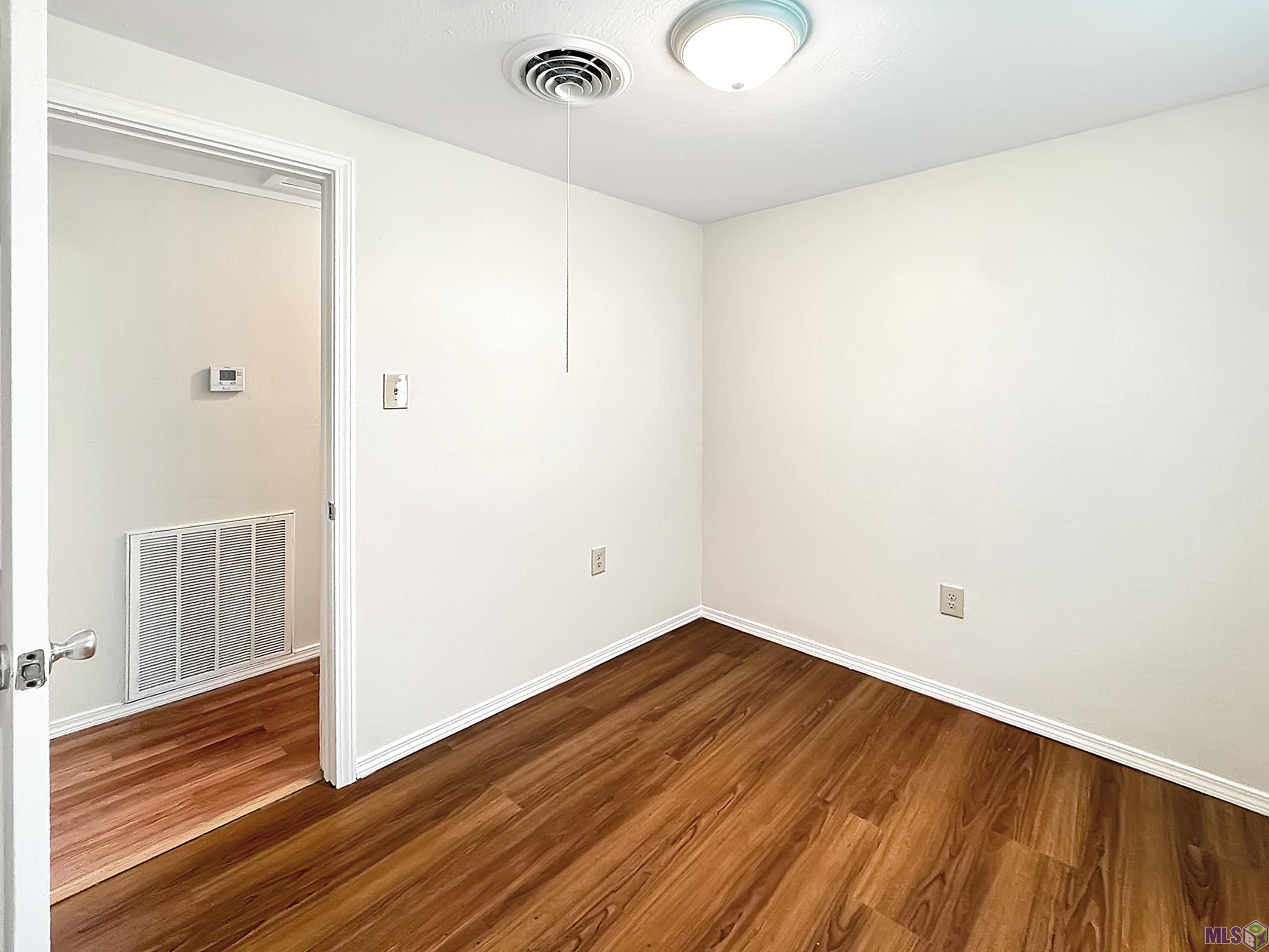 6197 Flag Street Baton Rouge, LA 70812 - Photo 11 of 18 Gallery Image 11