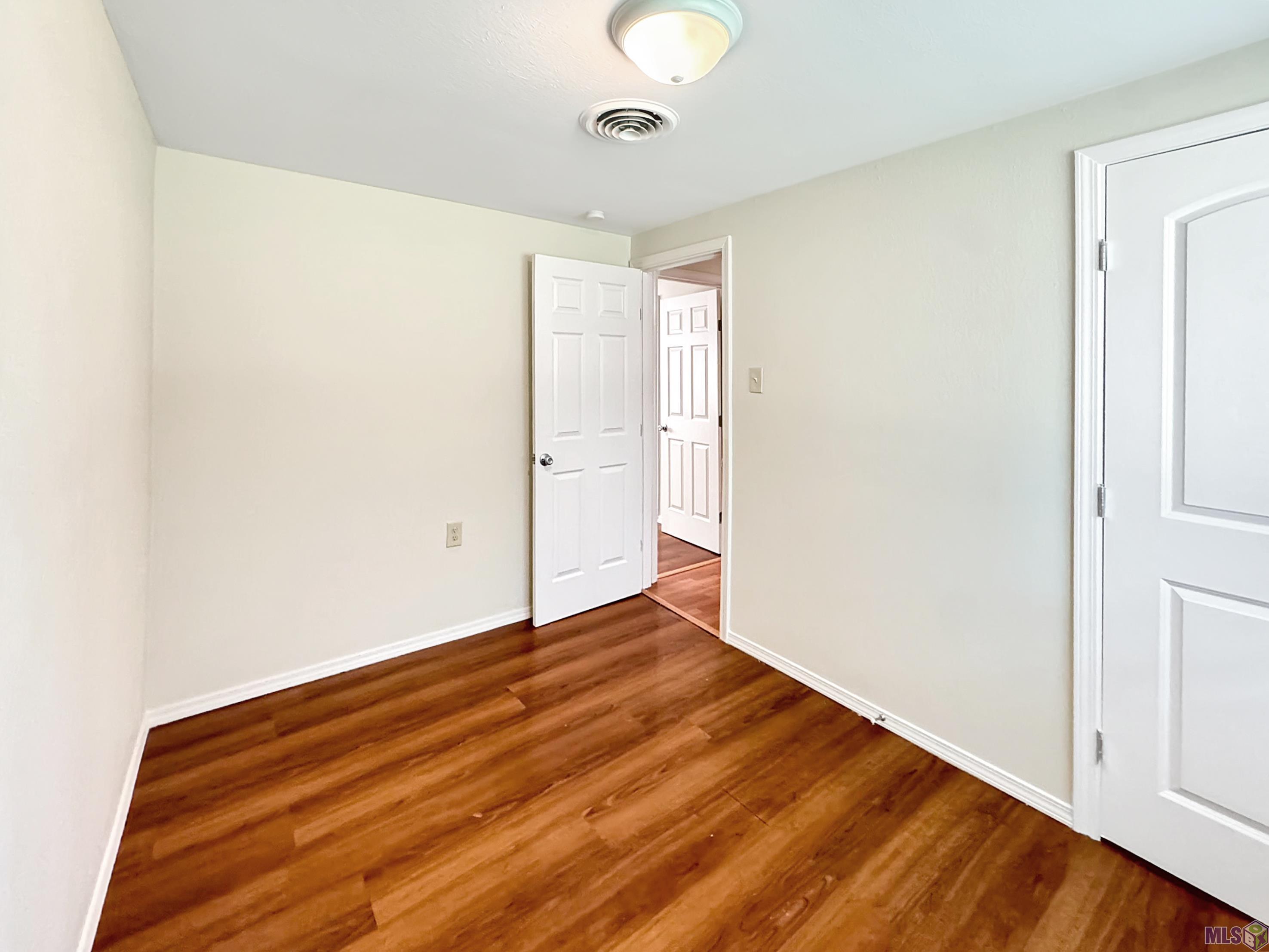 6197 Flag Street Baton Rouge, LA 70812 - Photo 12 of 18 Gallery Image 12