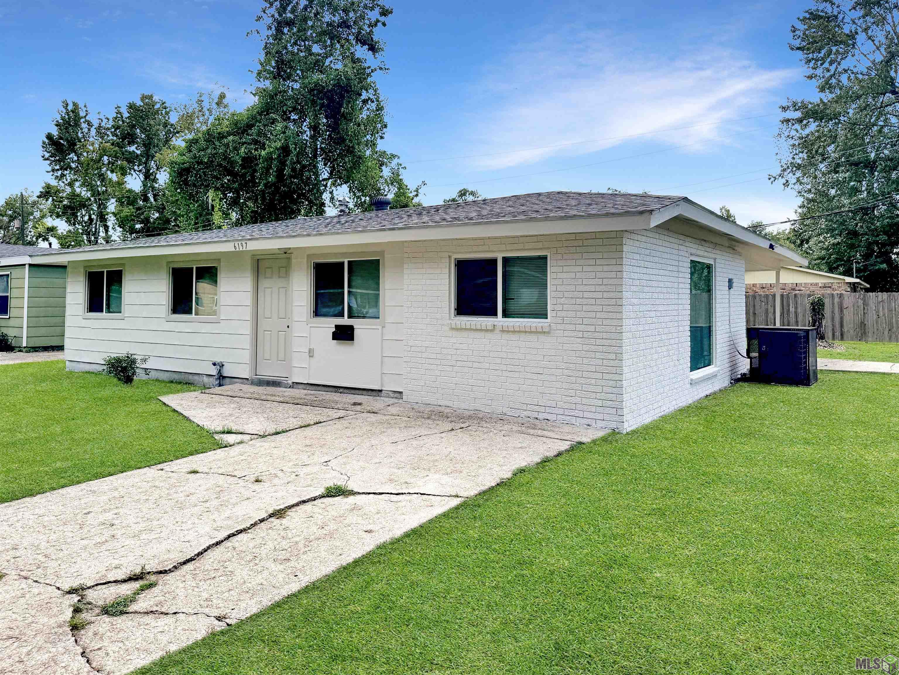 6197 Flag Street Baton Rouge, LA 70812 - Photo 3 of 18 Gallery Image 3