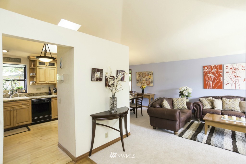 117 236th Place Southwest Bothell, WA 98021 - Photo 3 of 25