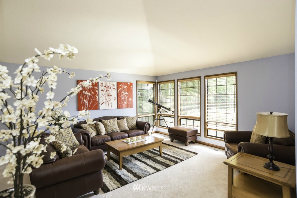 117 236th Place Southwest Bothell, WA 98021 - Photo 4 of 25