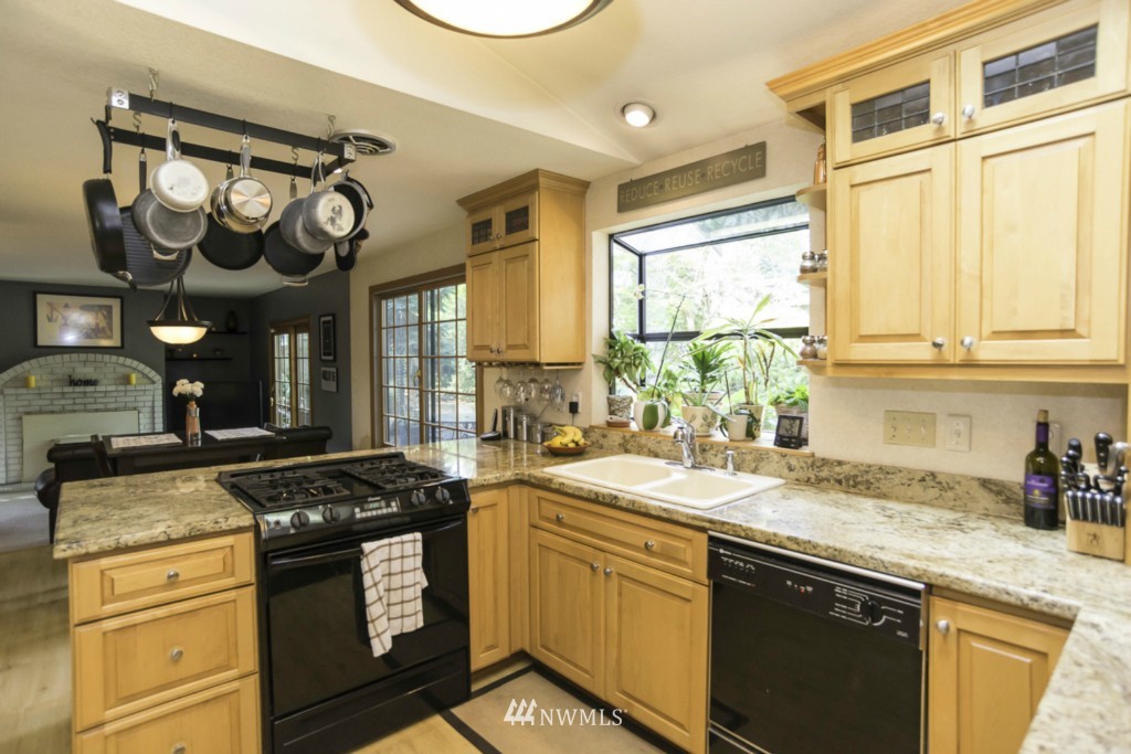 117 236th Place Southwest Bothell, WA 98021 - Photo 6 of 25
